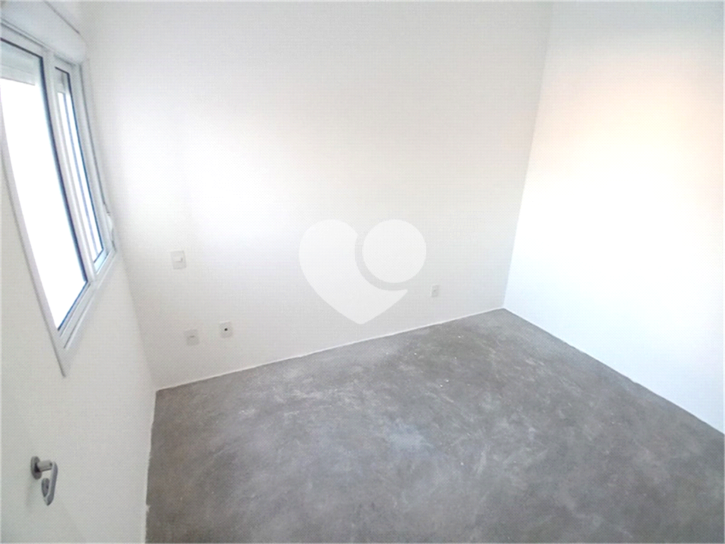 APARTAMENTO em TREMEMBÉ