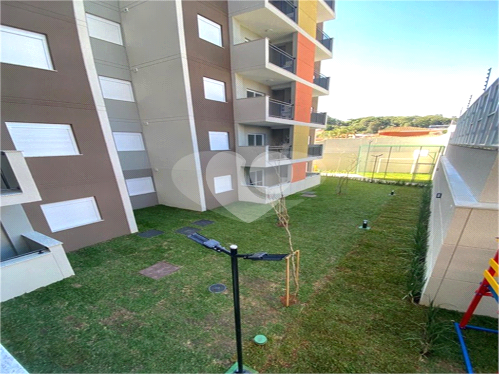APARTAMENTO em TREMEMBÉ