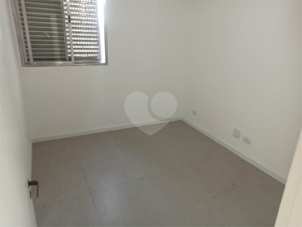 APARTAMENTO em TATUAPÉ
