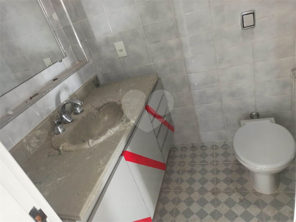 APARTAMENTO em TATUAPÉ