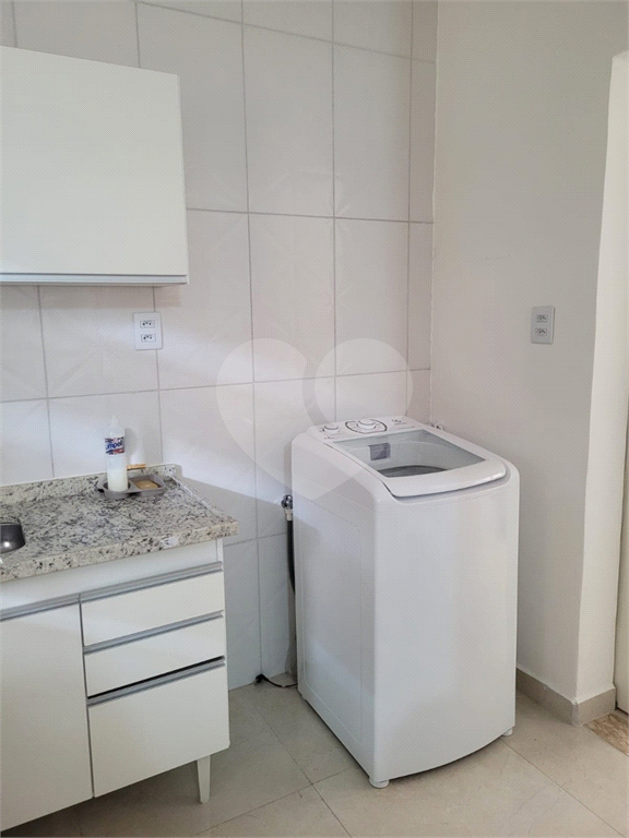 Apartamento á venda na Praia Grande - 1 dormitório na Vila Guilhermina