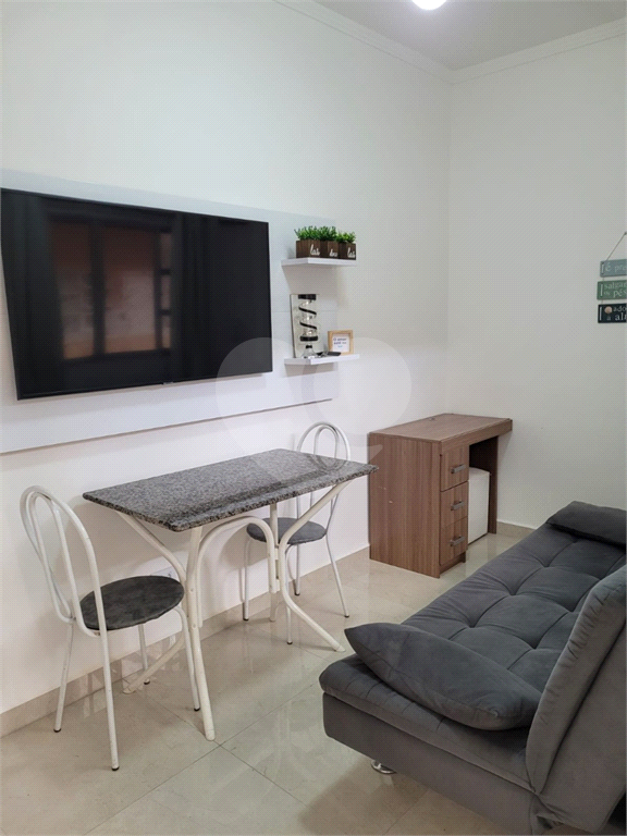 Apartamento á venda na Praia Grande - 1 dormitório na Vila Guilhermina