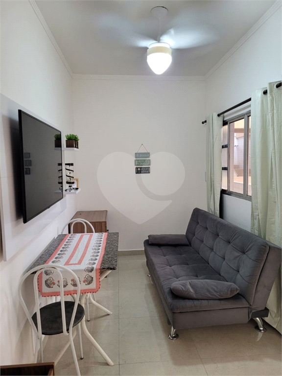 Apartamento á venda na Praia Grande - 1 dormitório na Vila Guilhermina
