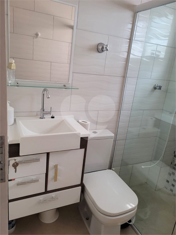 Apartamento á venda na Praia Grande - 1 dormitório na Vila Guilhermina