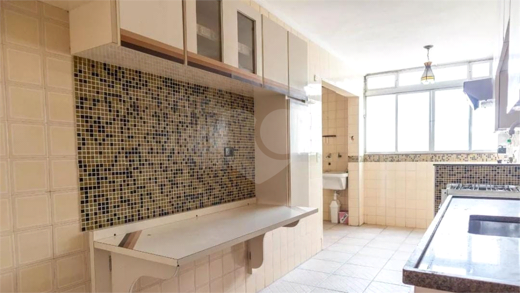 Apartamento à venda com 3 quartos, 250m² - Foto 6