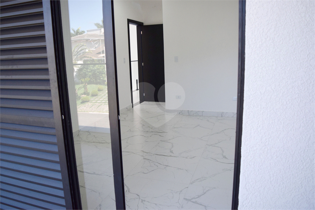 Casa à venda com 4 quartos, 255m² - Foto 18