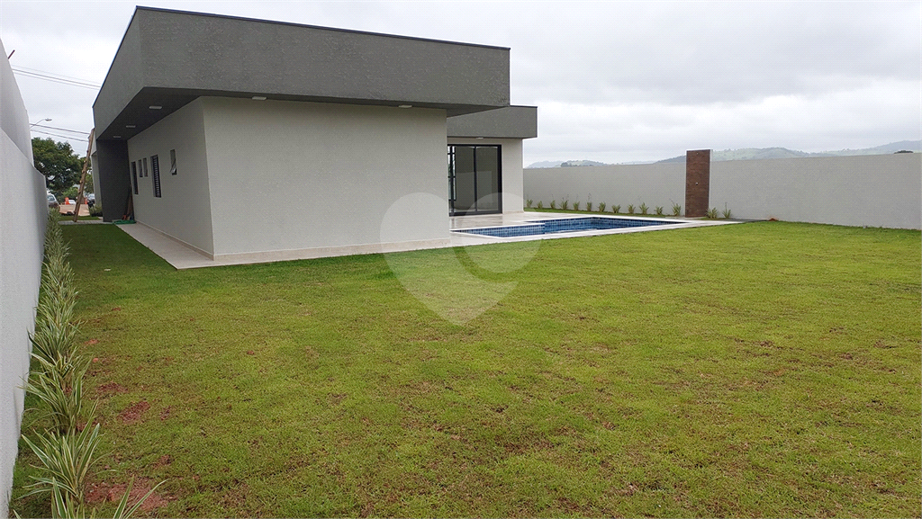 Casa à venda com 3 quartos, 240m² - Foto 6