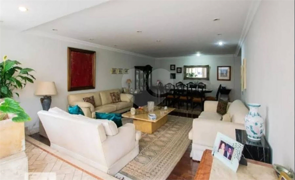 APARTAMENTO em ITAIM BIBI