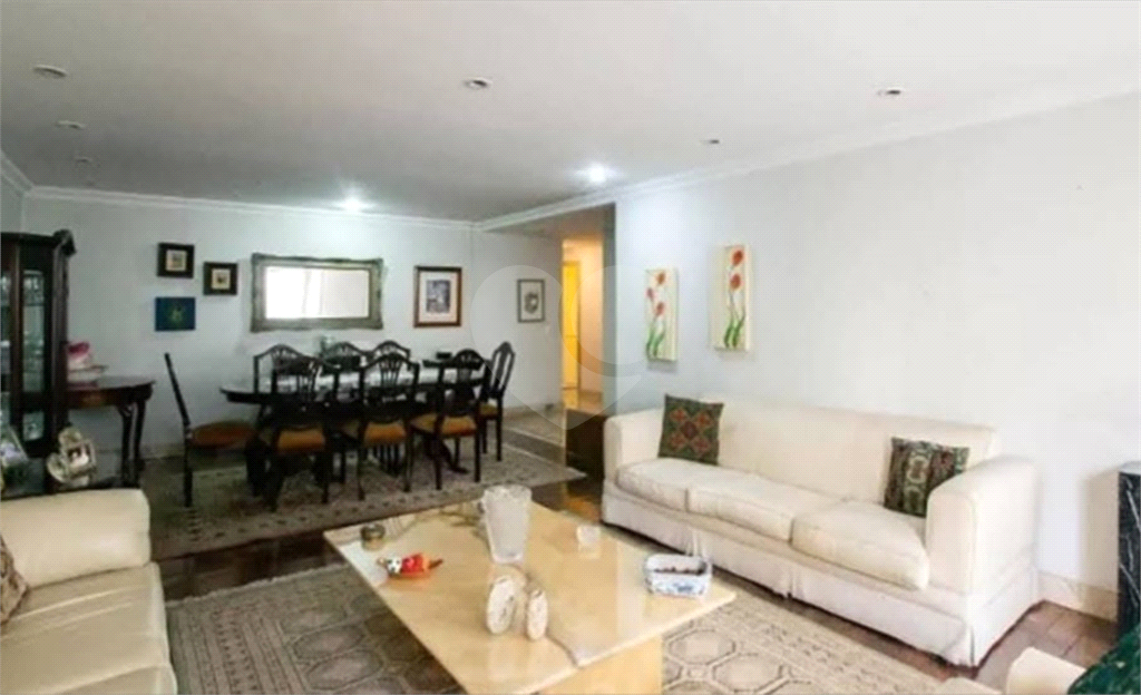 APARTAMENTO em ITAIM BIBI