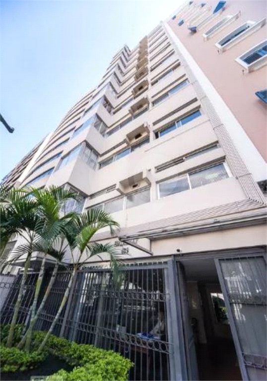 APARTAMENTO em ITAIM BIBI