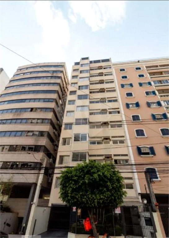 APARTAMENTO em ITAIM BIBI