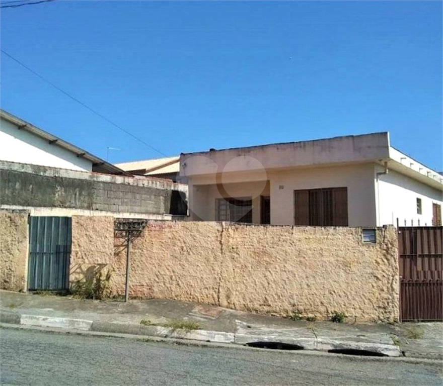 Casa à venda com 2 quartos, 120m² - Foto 12