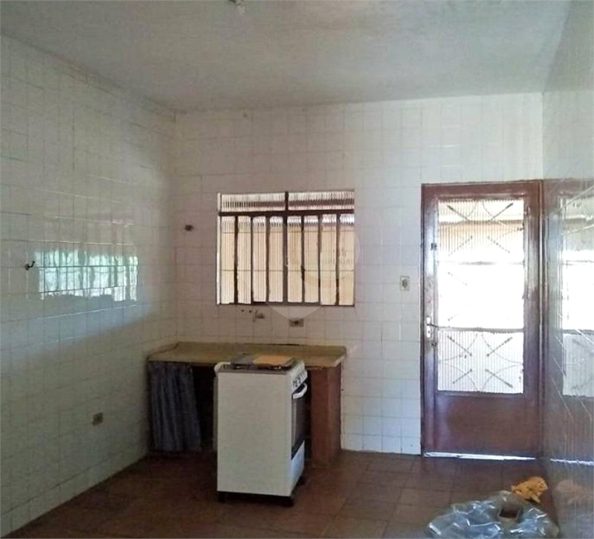 Casa à venda com 2 quartos, 120m² - Foto 10