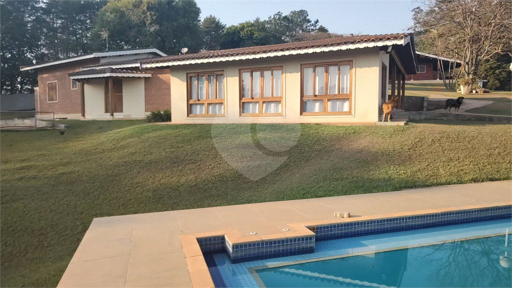 Casa à venda com 9 quartos, 260m² - Foto 17