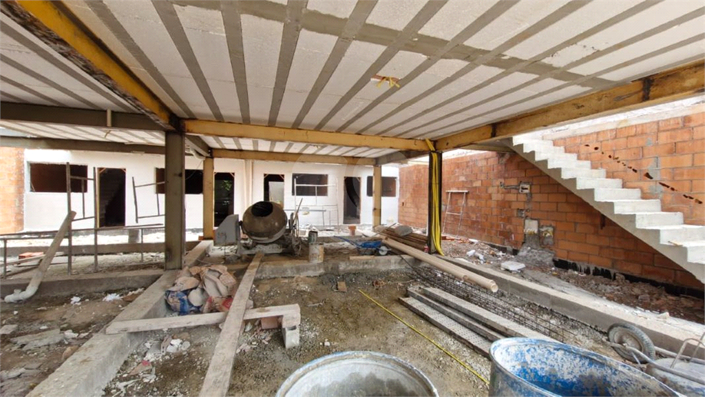 CONDOMÍNIO em JAÇANÃ