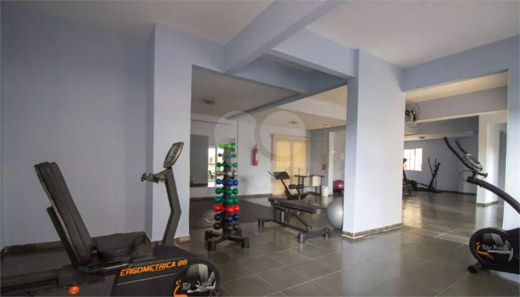 Apartamento à venda com 2 quartos, 76m² - Foto 15