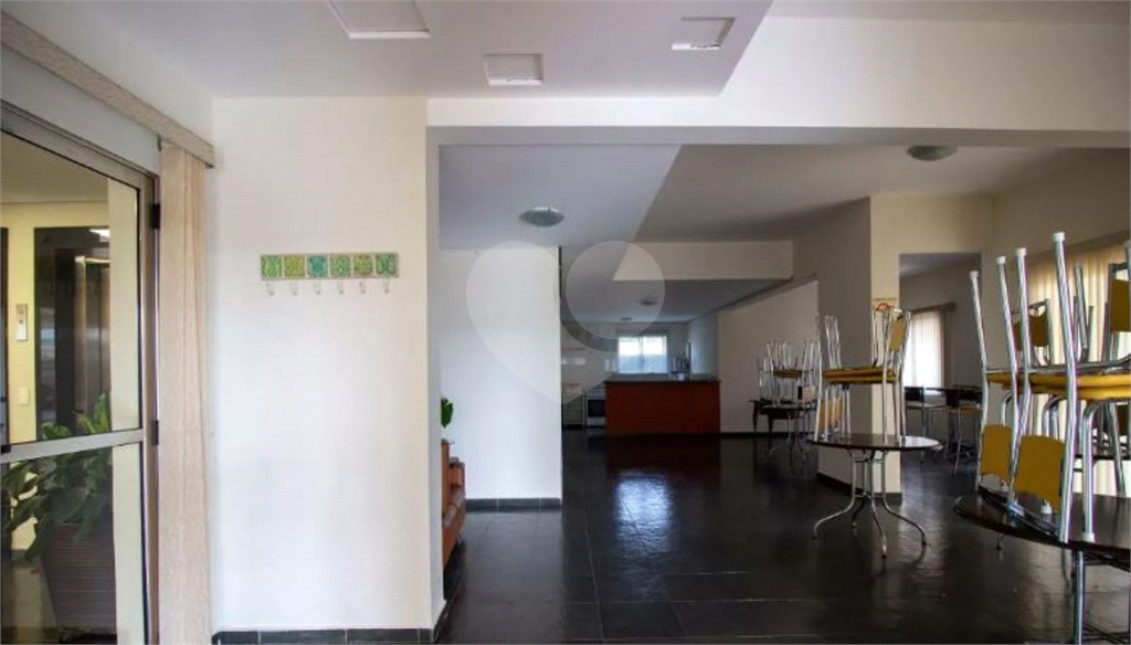 Apartamento à venda com 2 quartos, 76m² - Foto 16