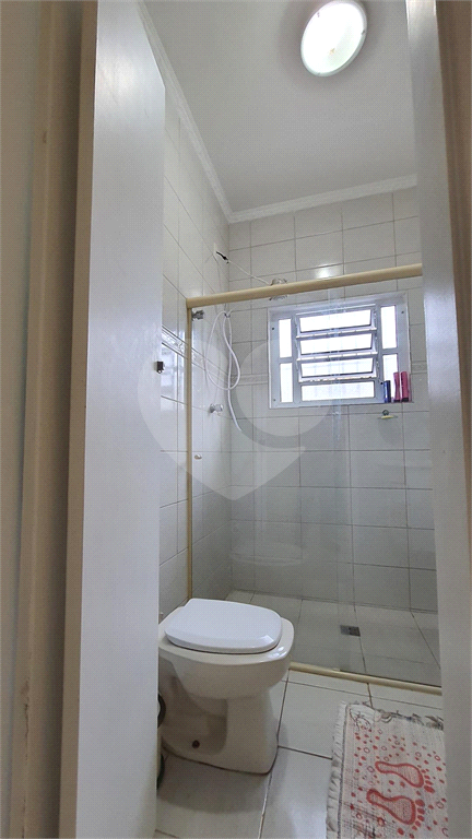 Maravilhosa casa de esquina com 300m² localizada no Balneário Flórida