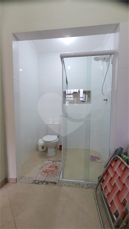 Maravilhosa casa de esquina com 300m² localizada no Balneário Flórida