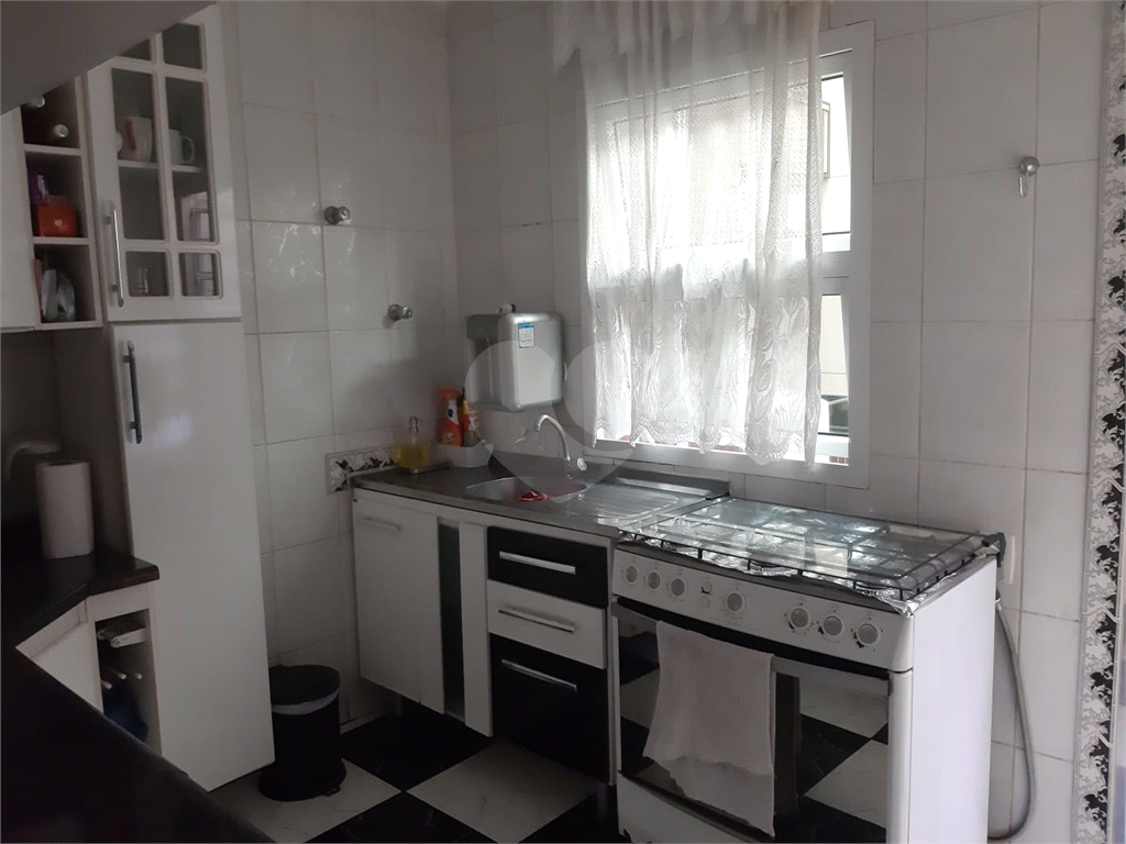 linda casa reformada em condomínio!!!