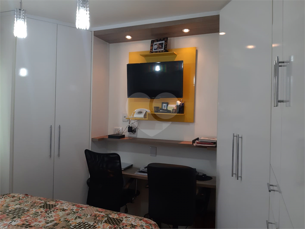 linda casa reformada em condomínio!!!