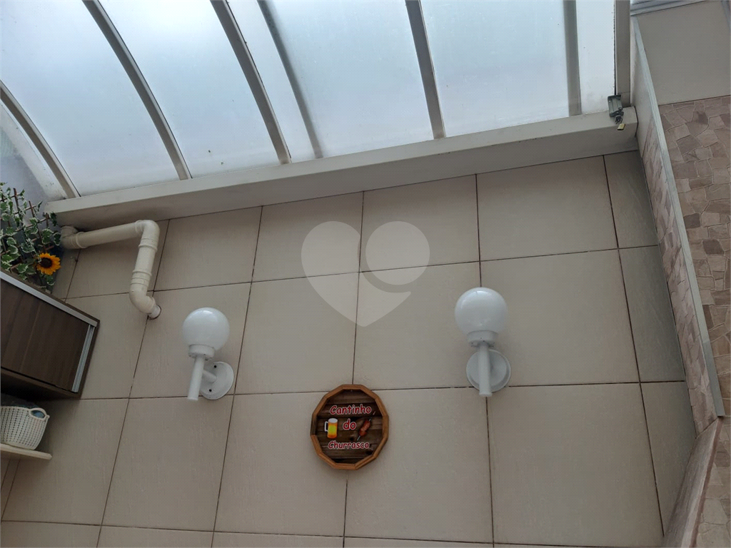 linda casa reformada em condomínio!!!