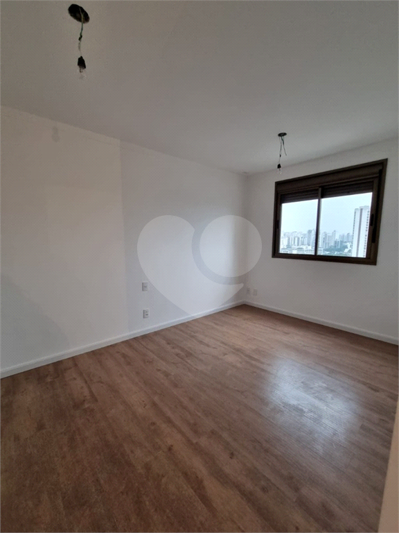 APARTAMENTO em BARRA FUNDA