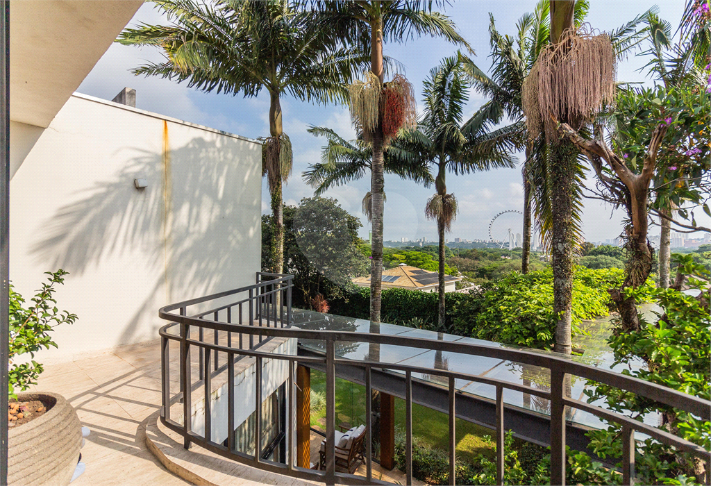CASA À VENDA COM 4 QUARTOS, PISCINA AQUECIDA NO CITY BOAÇAVA.