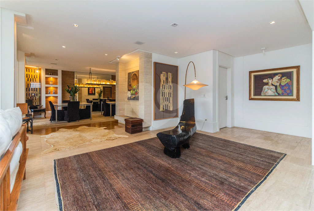 CASA Á VENDA COM 4 QUARTOS, PISCINA AQUECIDA, ESPAÇO GOURMET NO CITY BOAÇAVA.