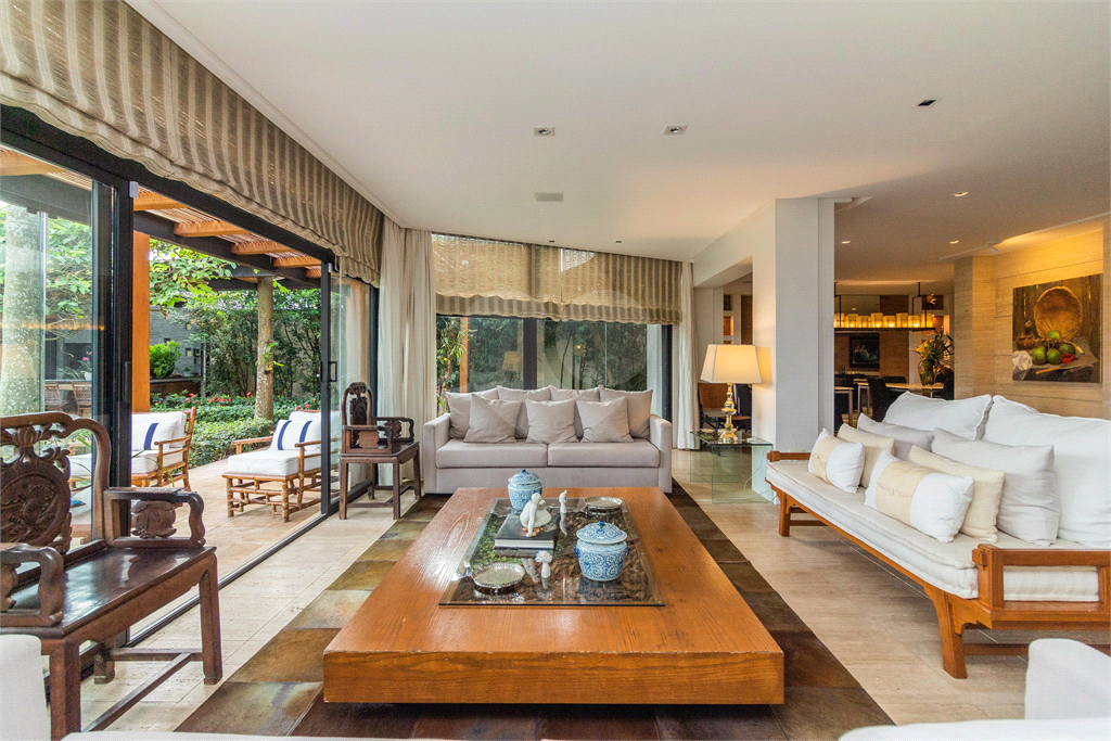 CASA Á VENDA COM 4 QUARTOS, PISCINA AQUECIDA, ESPAÇO GOURMET NO CITY BOAÇAVA.