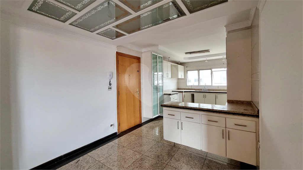 Apto à venda 164m² | 3 dorms (1 suíte) | Living 2 ambientes | 4 vagas + depósito na Água Fria, SP