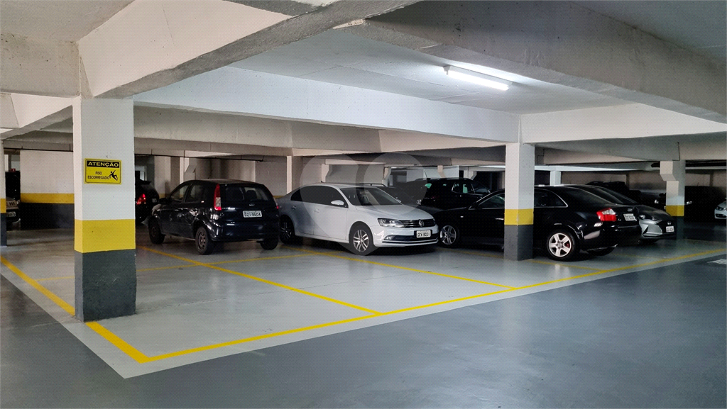 Apto à venda 164m² | 3 dorms (1 suíte) | Living 2 ambientes | 4 vagas + depósito na Água Fria, SP
