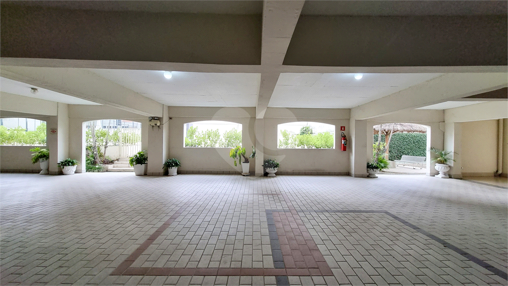 Apto à venda 164m² | 3 dorms (1 suíte) | Living 2 ambientes | 4 vagas + depósito na Água Fria, SP
