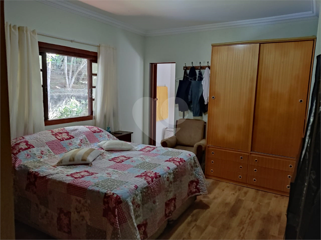 Casa de Condomínio à venda com 3 quartos, 350m² - Foto 50