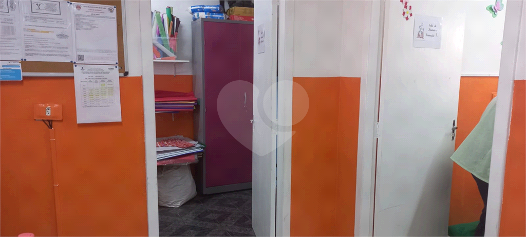 Imóvel comercial com renda