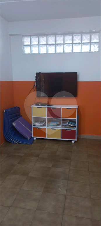 Imóvel comercial com renda