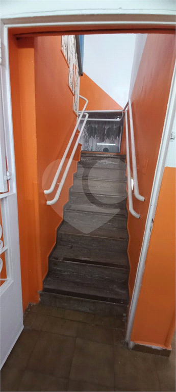 Imóvel comercial com renda