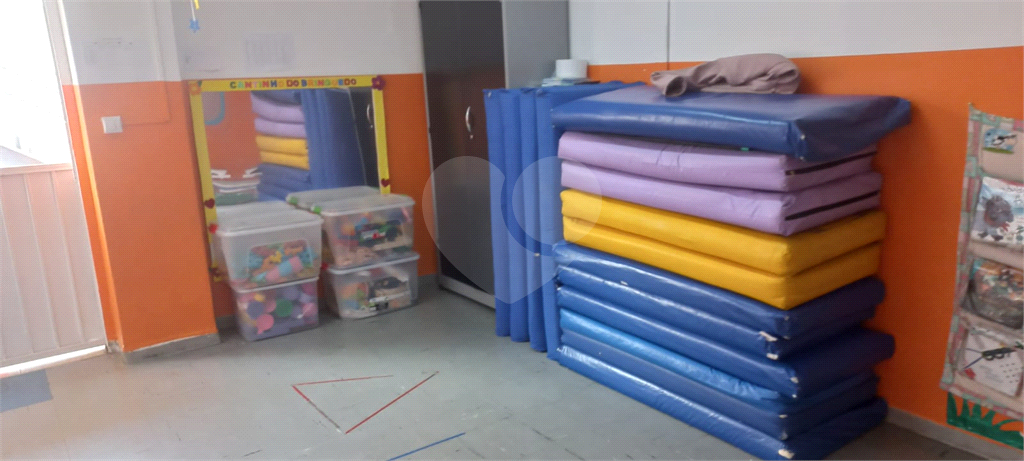 Imóvel comercial com renda
