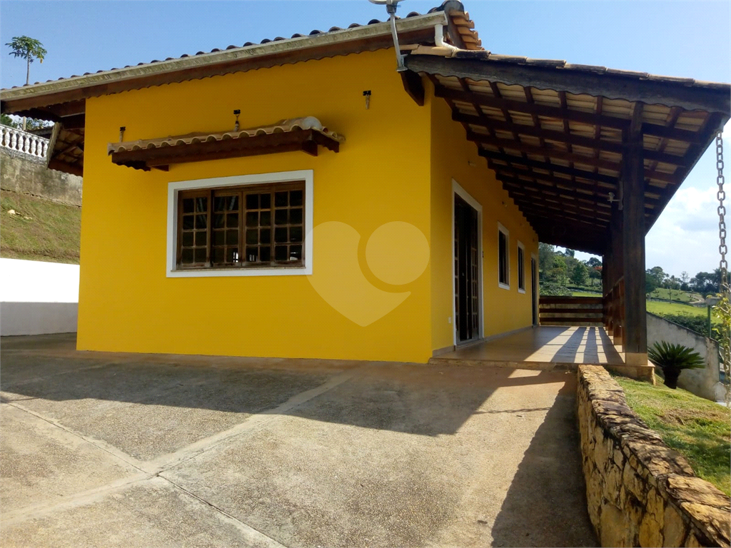 Casa de Condomínio para alugar com 3 quartos, 183m² - Foto 25