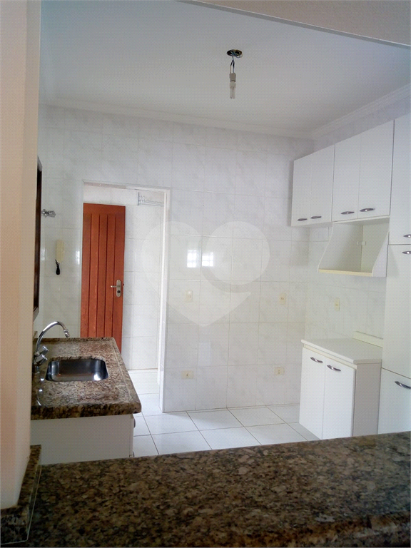 Casa de Condomínio para alugar com 3 quartos, 183m² - Foto 20