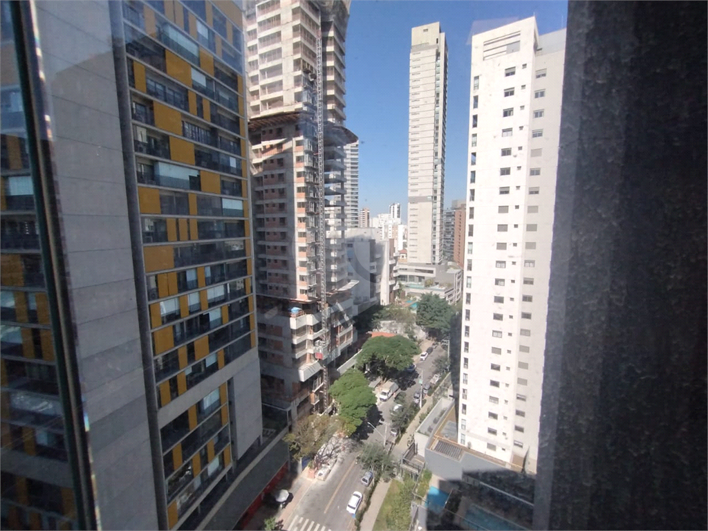 APARTAMENTO em VILA MADALENA