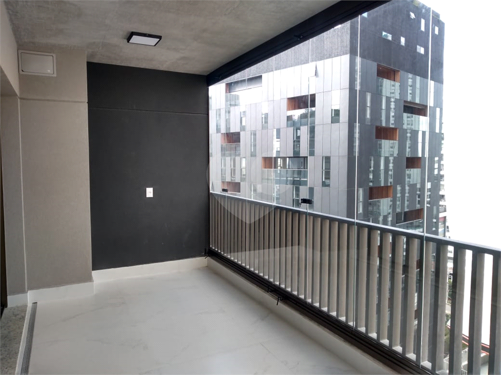 APARTAMENTO em VILA MADALENA