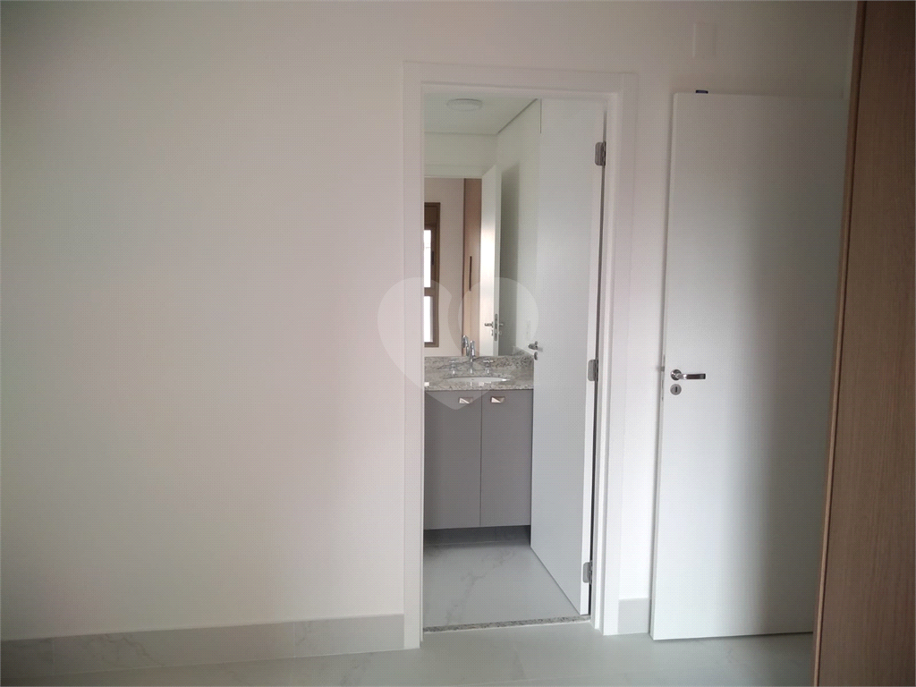 APARTAMENTO em VILA MADALENA