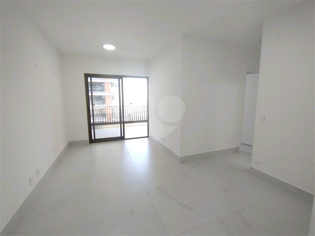 APARTAMENTO em VILA MADALENA