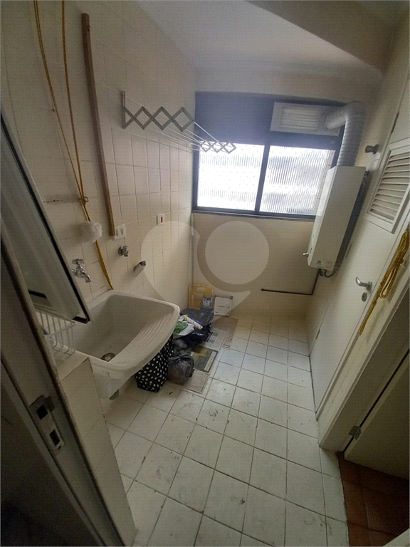 Apartamento no coração da Vila Olímpia, 76m², 3 dorms, 1 suíte, 3 banheiros, 1 vaga.