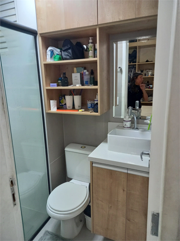 Apartamento no coração da Vila Olímpia, 76m², 3 dorms, 1 suíte, 3 banheiros, 1 vaga.