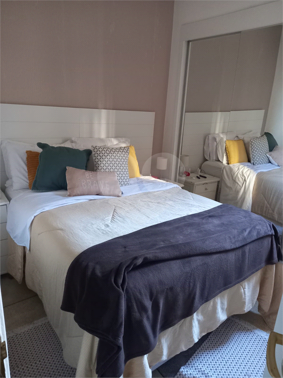 Apartamento no coração da Vila Olímpia, 76m², 3 dorms, 1 suíte, 3 banheiros, 1 vaga.