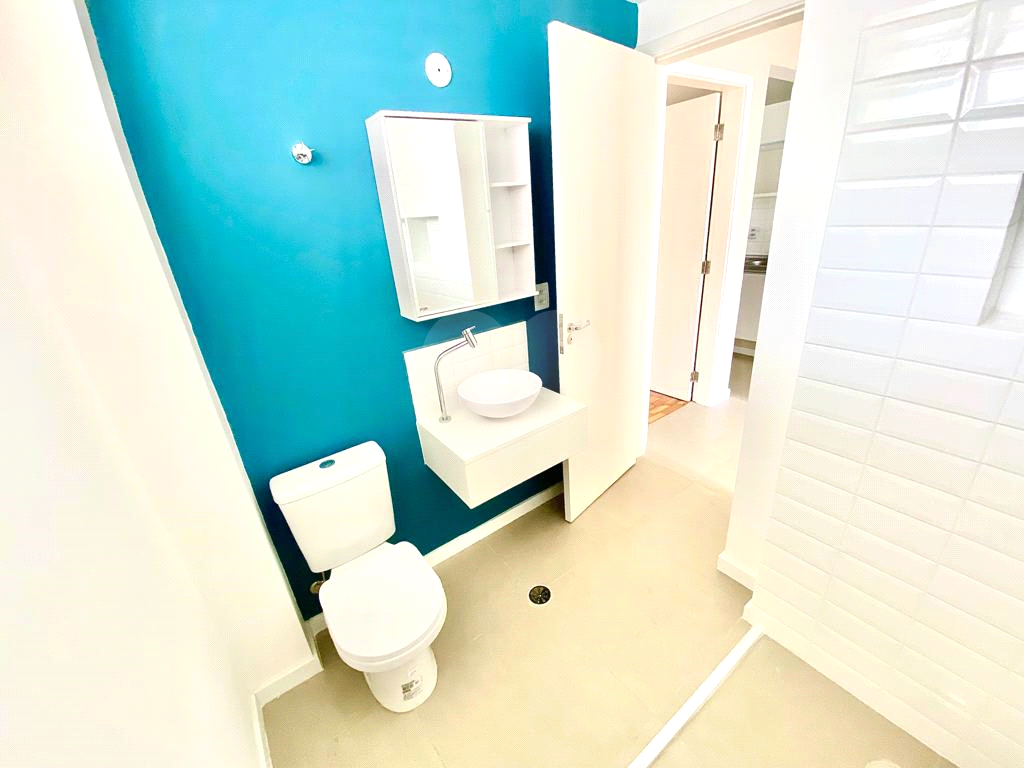 APARTAMENTO em SANTA CECÍLIA