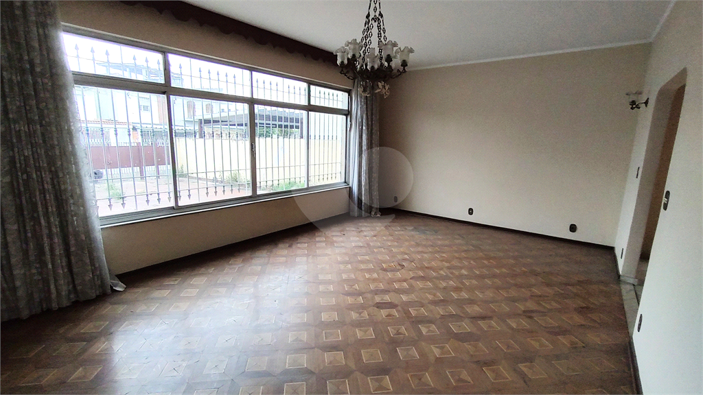 Sobrado à venda e aluguel com 5 quartos, 229m² - Foto 2