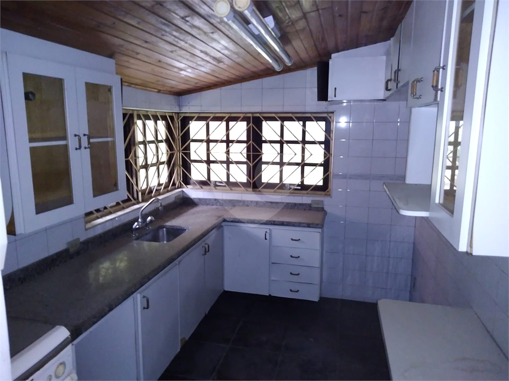 Casa à venda com 5 quartos, 244m² - Foto 26